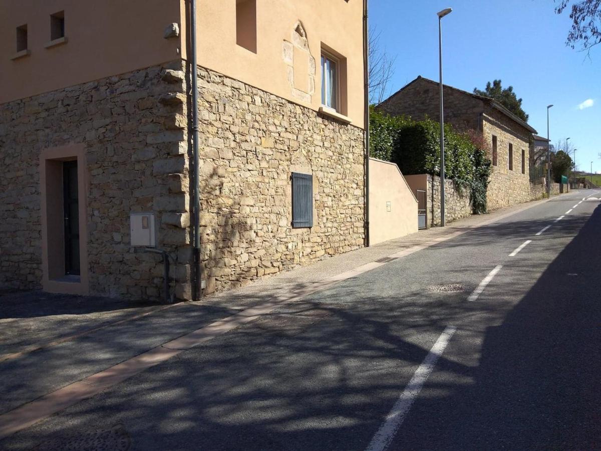 Studio Le Menascle Saint-Georges-de-Luzencon ภายนอก รูปภาพ